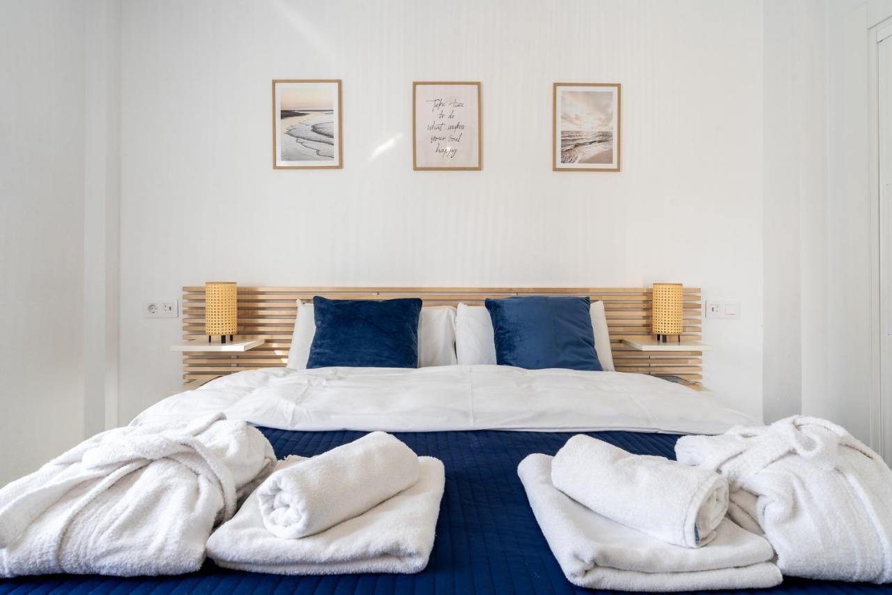 Sea View 2 Bedroom Apartment 2 Min Away From The Beach Torremolinos Eksteriør bilde