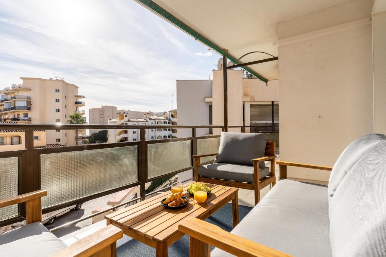 Sea View 2 Bedroom Apartment 2 Min Away From The Beach Torremolinos Eksteriør bilde