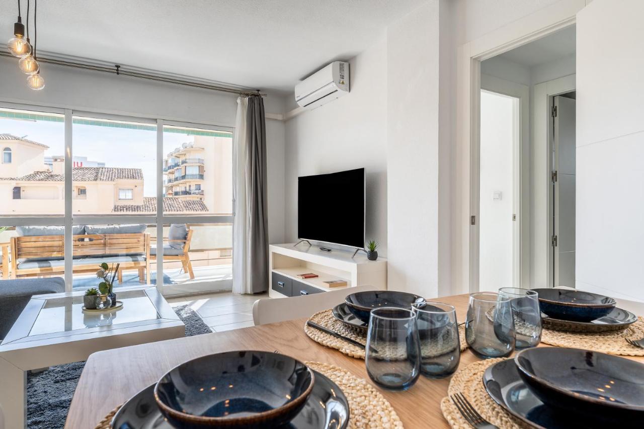 Sea View 2 Bedroom Apartment 2 Min Away From The Beach Torremolinos Eksteriør bilde